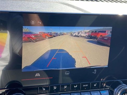 New 2026 GMC Canyon Elevation w/ Convenience Package image 19