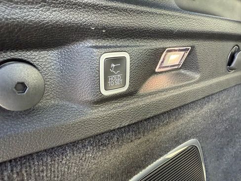 Used 2024 Jeep Grand Cherokee L Summit image 40