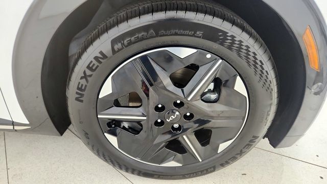 Used 2025 Kia EV6 Wind AWD/4WD image 80