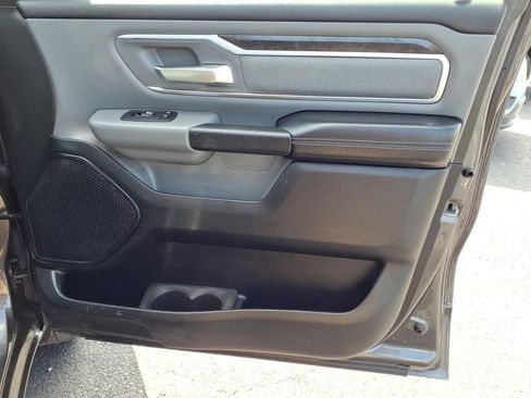 Used 2019 RAM 1500 Big Horn AWD/4WD image 11