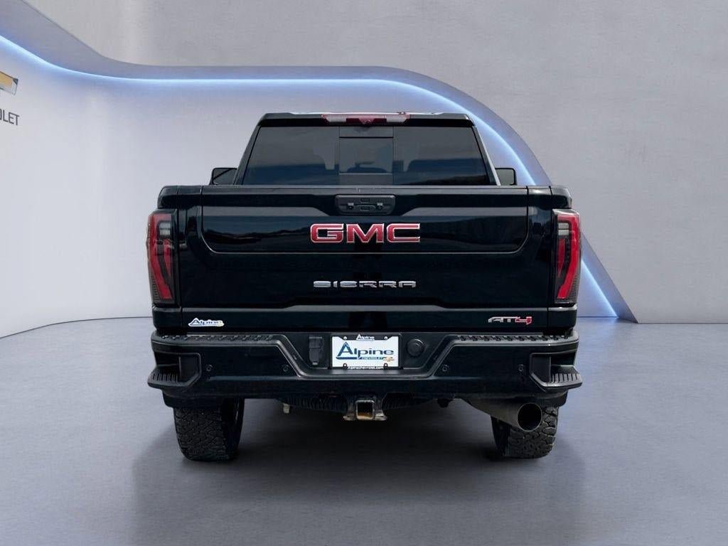 Used 2024 GMC Sierra 2500 AT4 w/ AT4 Premium Plus Package AWD/4WD image 4
