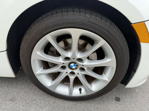 Used 2006 BMW Z4 3.0i image 16