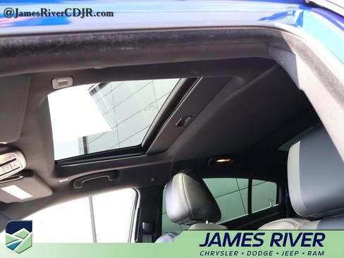 Used 2022 Dodge Charger SRT Hellcat image 25