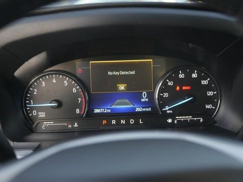 Used 2022 Ford Explorer XLT w/ Equipment Group 202A image 24