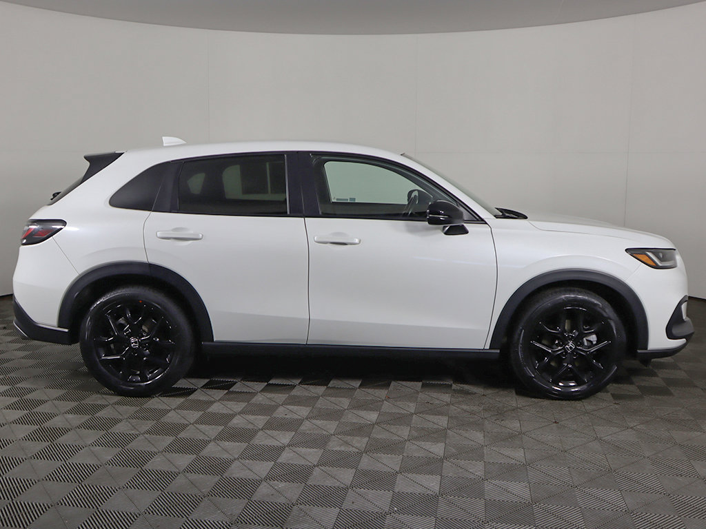 Used 2024 Honda HR-V Sport image 16