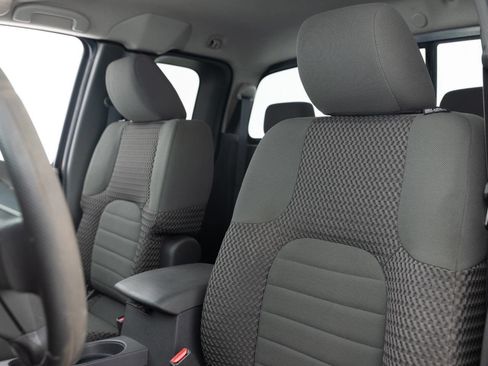 Used 2012 Nissan Frontier SV w/ SV Premium Utility Pkg image 22