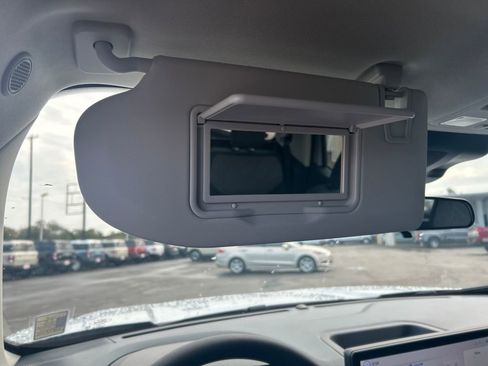 New 2025 Ford Maverick XLT image 20