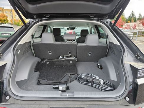 New 2025 Hyundai Ioniq 5 SEL image 15