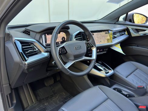 Used 2024 Audi Q4 e-tron Premium Plus w/ Premium Plus image 14