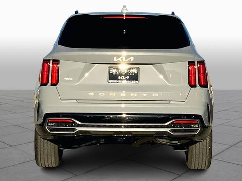 Used 2022 Kia Sorento SX AWD/4WD image 4