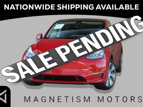 Used 2023 Tesla Model Y Long Range AWD/4WD image 1