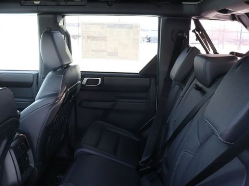New 2025 Ford Bronco Badlands image 15