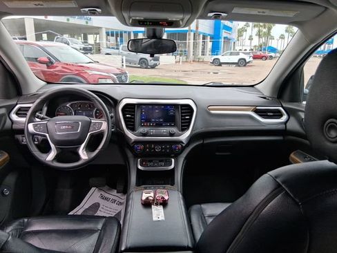 Used 2021 GMC Acadia SLE w/ Driver Convenience Package FWD image 12