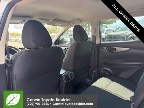 Used 2018 Nissan Rogue Sport S w/ S Appearance Package AWD/4WD image 21