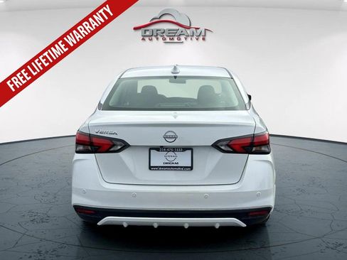 New 2025 Nissan Versa SV w/ Trunk Package FWD image 10