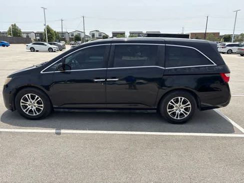 Used 2012 Honda Odyssey EX image 2