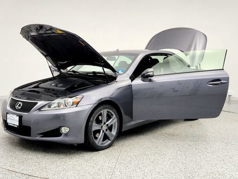 Used 2014 Lexus IS 250C w/ Luxury Package image 8