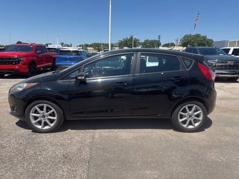 Used 2016 Ford Fiesta SE w/ Equipment Group 201A FWD image 5