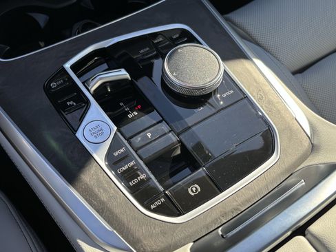 Used 2026 BMW X5 sDrive40i w/ Premium Package image 29