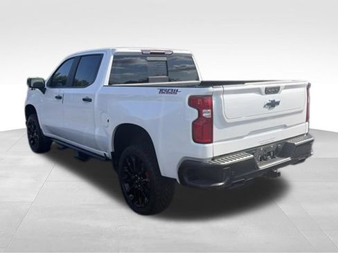Used 2021 Chevrolet Silverado 1500 LT Trail Boss w/ Convenience Package II AWD/4WD image 5