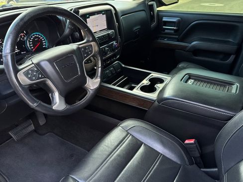 Used 2017 GMC Sierra 1500 Denali RWD image 9