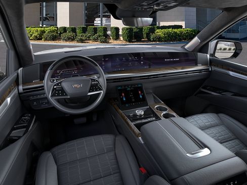 New 2026 Cadillac Escalade Platinum Luxury w/ LPO, Floor Liner Package AWD/4WD image 15