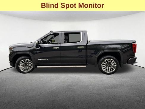 Used 2023 GMC Sierra 1500 Denali Ultimate AWD/4WD image 6