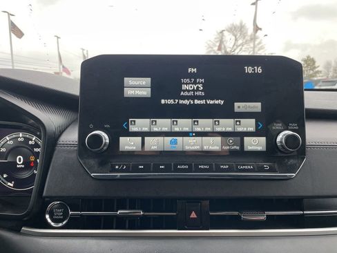 Used 2024 Mitsubishi Outlander SEL image 24