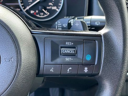 Certified 2023 Nissan Rogue SV AWD/4WD image 19