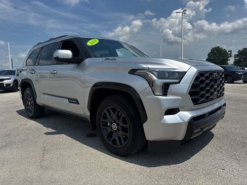 Used 2024 Toyota Sequoia Platinum AWD/4WD image 8