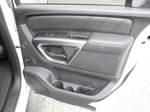 Used 2015 Nissan Armada Platinum w/ 2nd Row Captain Seat Package image 27