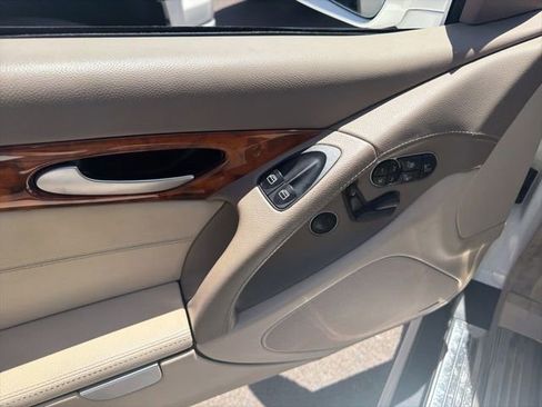 Used 2009 Mercedes-Benz SL 550 image 17