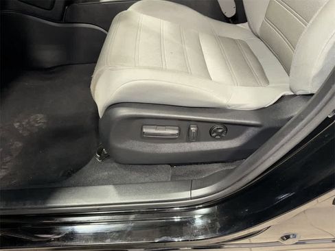 Used 2022 Honda CR-V EX image 23