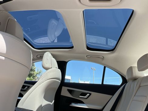 Used 2026 Mercedes-Benz E 350 4MATIC Sedan image 23