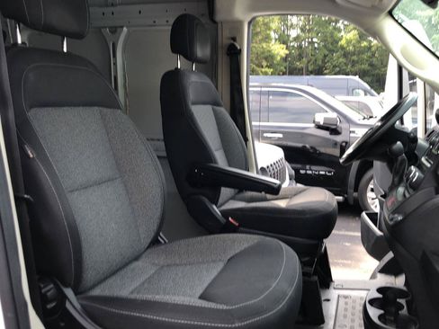 Used 2021 RAM ProMaster 2500 FWD image 17