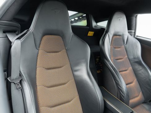 Used 2012 McLaren MP4-12C Coupe RWD image 25
