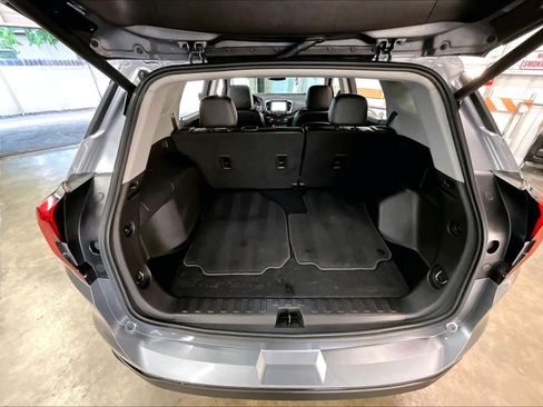 Used 2021 GMC Terrain SLT w/ Infotainment Package II image 29