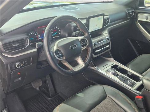 Used 2022 Ford Explorer Timberline w/ Timberline Technology Package AWD/4WD image 10