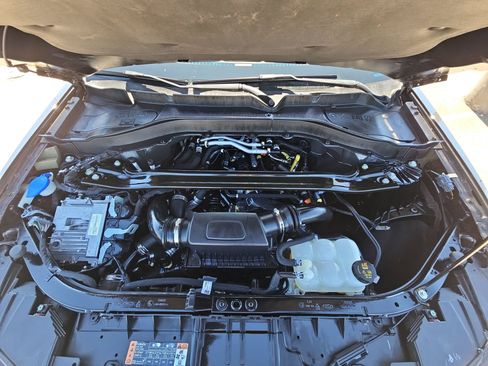 Used 2023 Ford Explorer King Ranch w/ Technology Package image 34