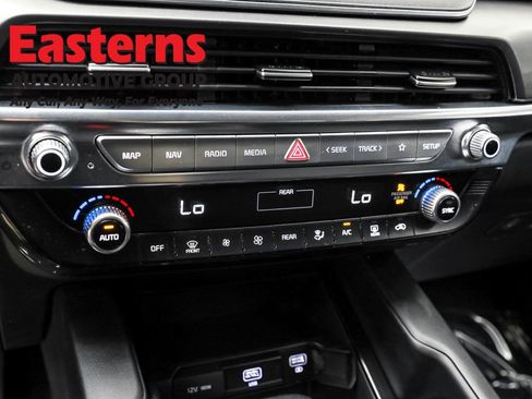 Used 2022 Kia Telluride LX image 20