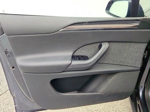 Used 2024 Tesla Model X AWD image 11