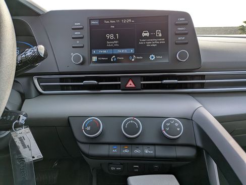 New 2026 Hyundai Elantra SE image 10