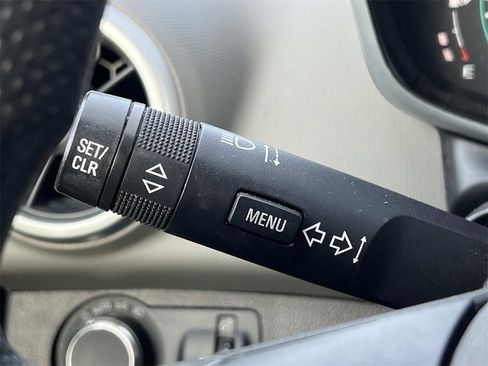 Used 2020 Chevrolet Sonic LT image 23