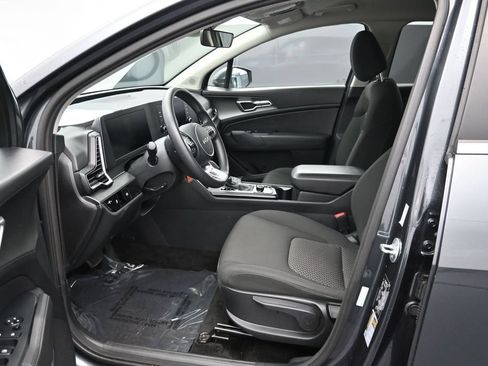 Used 2024 Kia Sportage LX AWD/4WD image 17