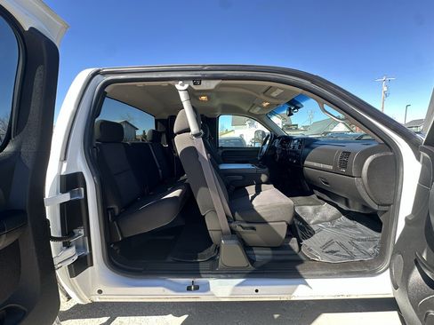 Used 2013 Chevrolet Silverado 2500 LT w/ Suspension Package, Off-Road image 14