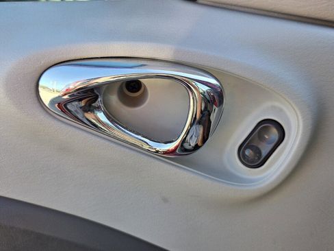 Used 2006 Chrysler PT Cruiser GT image 18