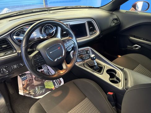 Used 2019 Dodge Challenger R/T Scat Pack w/ Driver Convenience Group RWD image 11