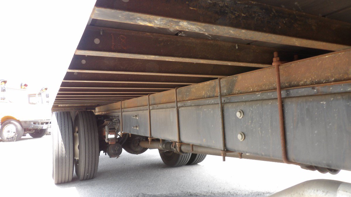 Used 2016 Ford F750 2WD Regular Cab Super Duty image 21