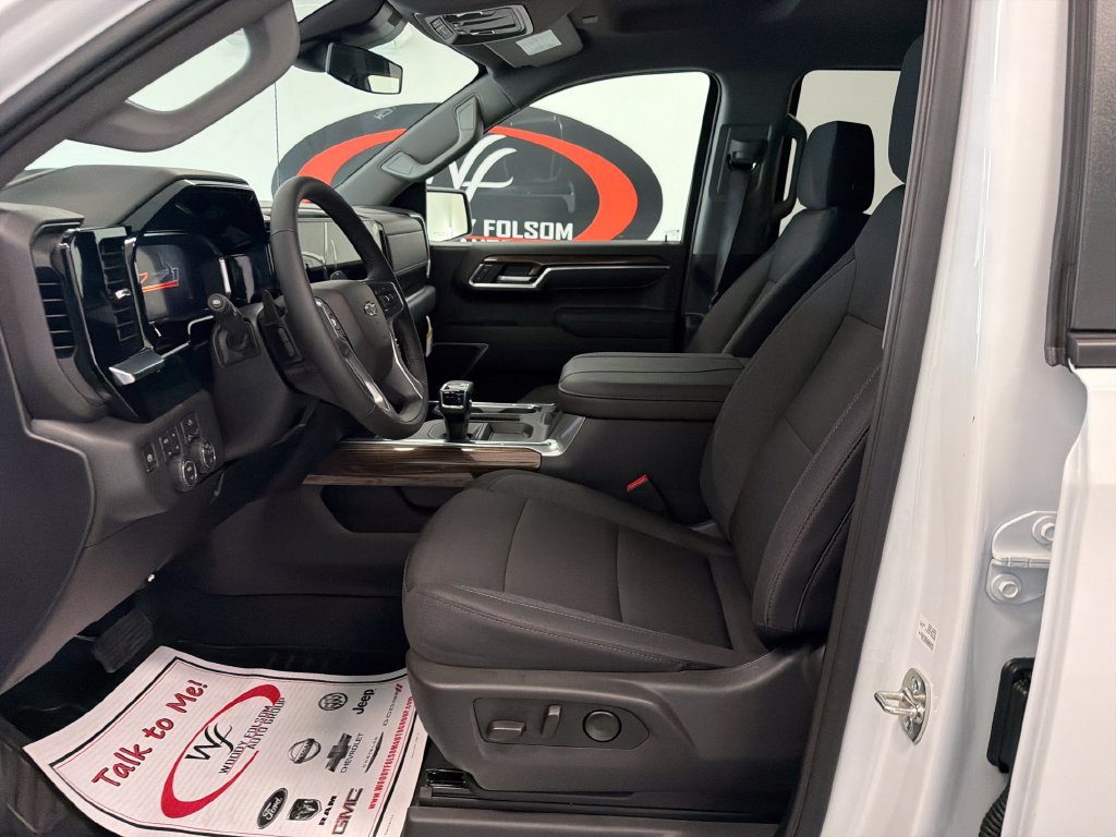 New 2026 Chevrolet Silverado 1500 RST w/ Z71 Off-Road Package AWD/4WD image 9