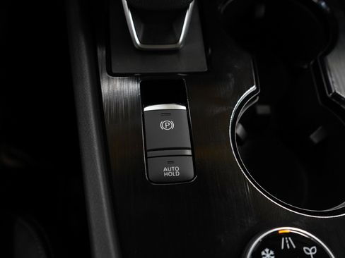 Used 2023 Nissan Rogue SV w/ SV Premium B Package AWD/4WD image 24